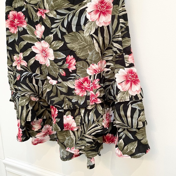 NWT American Eagle Layered Floral Skirt - Picture 2 of 5